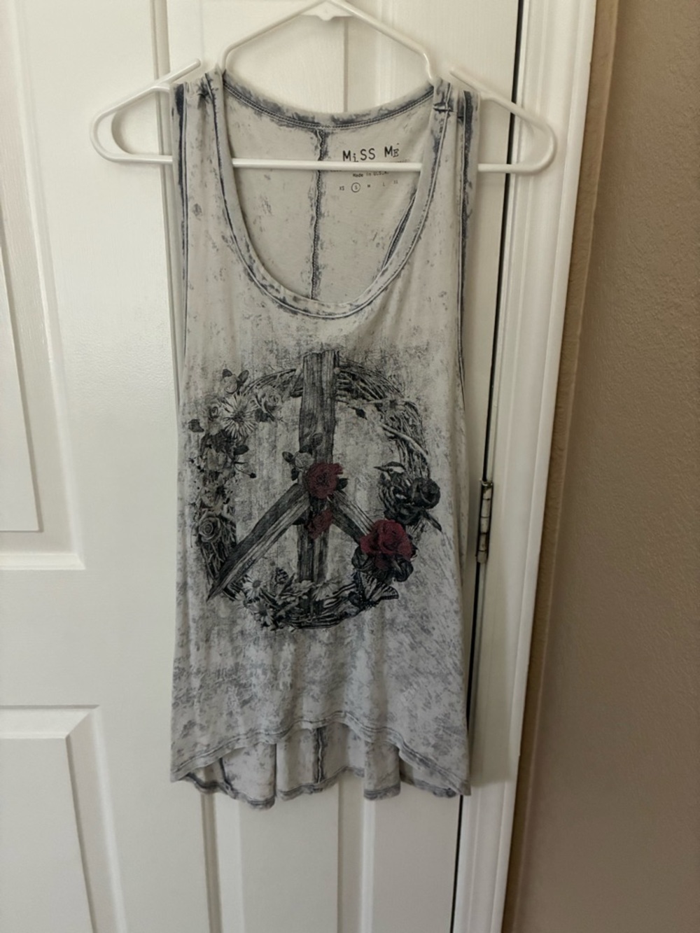 Miss Me Gray Graphic Tank with Peace Wreath and Red Roses
